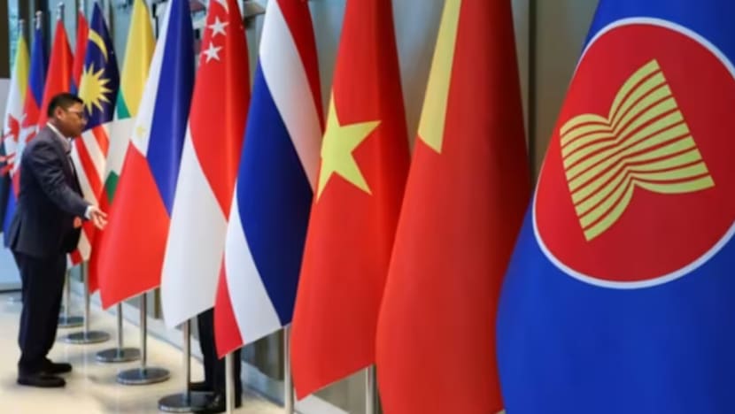 Krisis tenaga jadi tumpuan utama sedang pemimpin ASEAN mulakan sidang puncak 