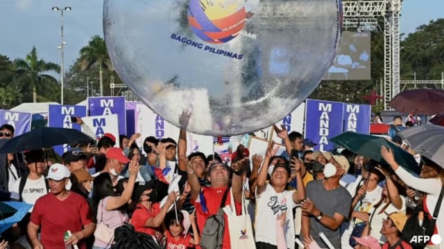 马可斯和杜特尔特支持者分别举行集会 政治联盟关系名存实亡 