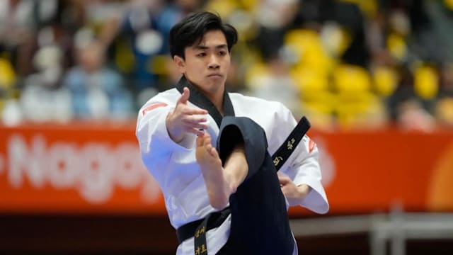 我国跆拳道选手叶宗翰男子个人品势夺铜
