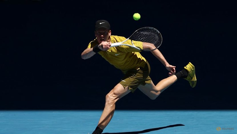 Sinner survives, Djokovic sizzles as Australian Open bakes in heat