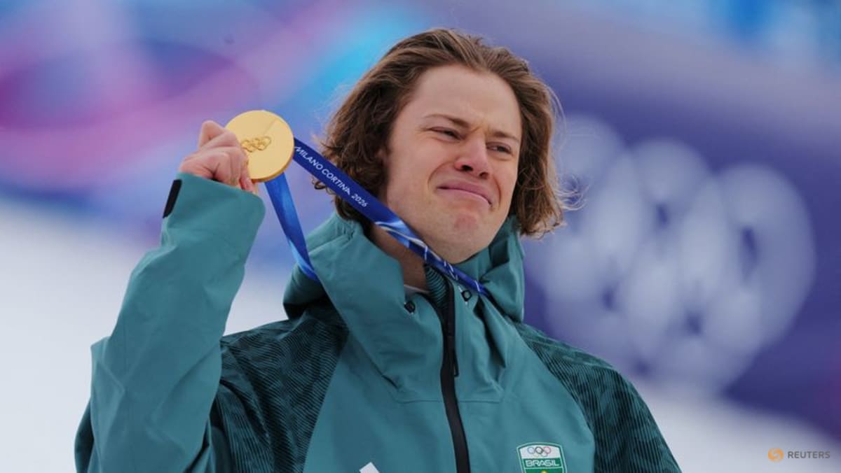 Alpine skiing-From soccer dreamer to snow king, Brazil's Pinheiro Braathen strikes gold - CNA