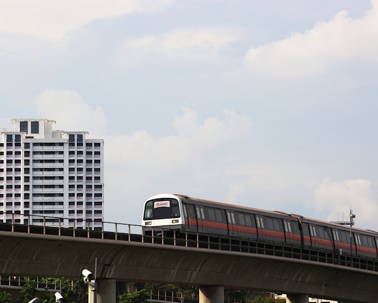 Real-time monitoring system trial for rail network