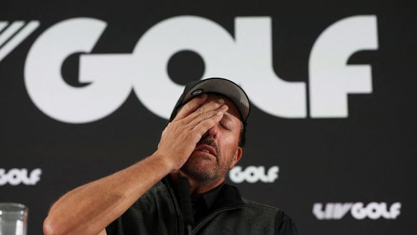 Mickelson sought treatment at addiction center, TMZ reports