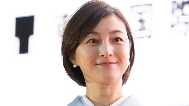 广末凉子出轨形象全毁　广告全撤，巨额违约金曝光！
