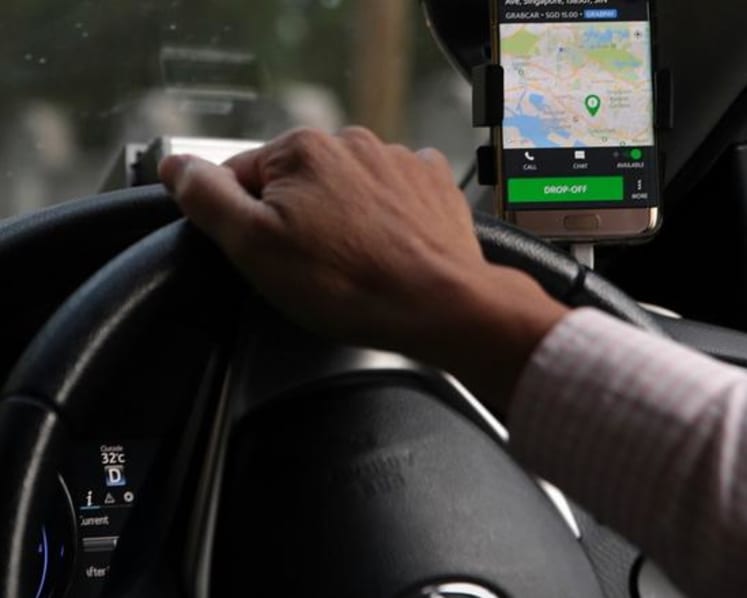 Grab driver moved off while 75-year-old passenger was boarding vehicle, causing knee fracture