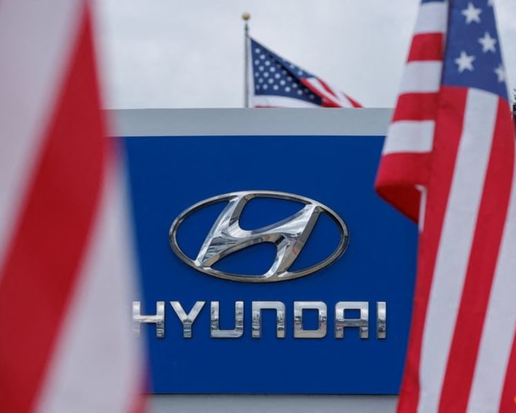 Hyundai's Boston Dynamics to debut new Atlas humanoid robots at CES  