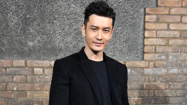 黄晓明福建妈祖庙拜拜　身边不见叶珂