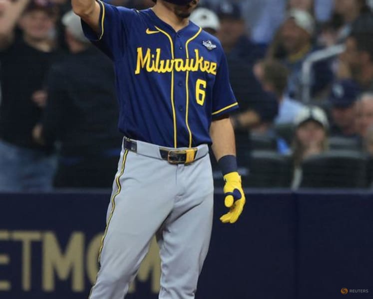 Baseball-Brewers beat Rays 4-1 for first World Series title