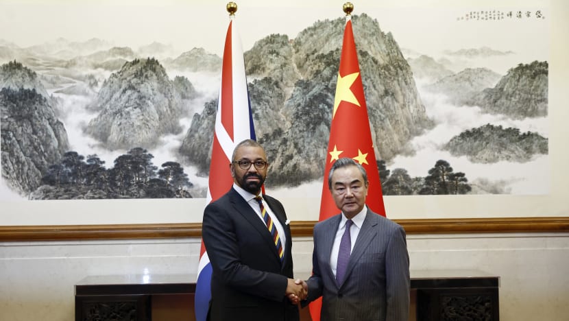 Menteri Luar China bincang usaha kembangkan hubungan dua hala dengan Britain