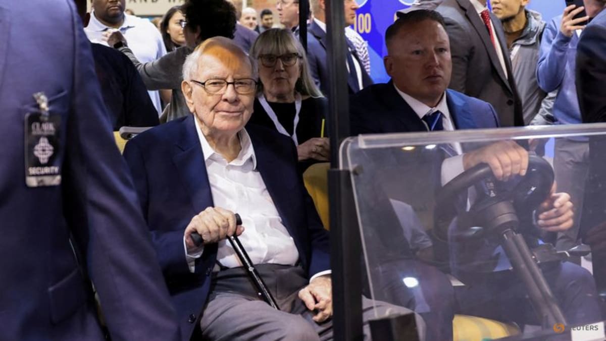 Warren Buffett donates record US$6 billion Berkshire shares - CNA