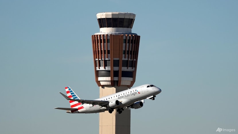 Major US air traffic staffing shortages snarl thousands of flights