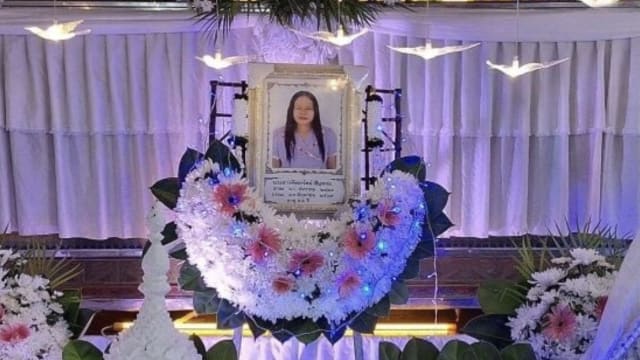 泰国女子ATM转账时 被货车撞死