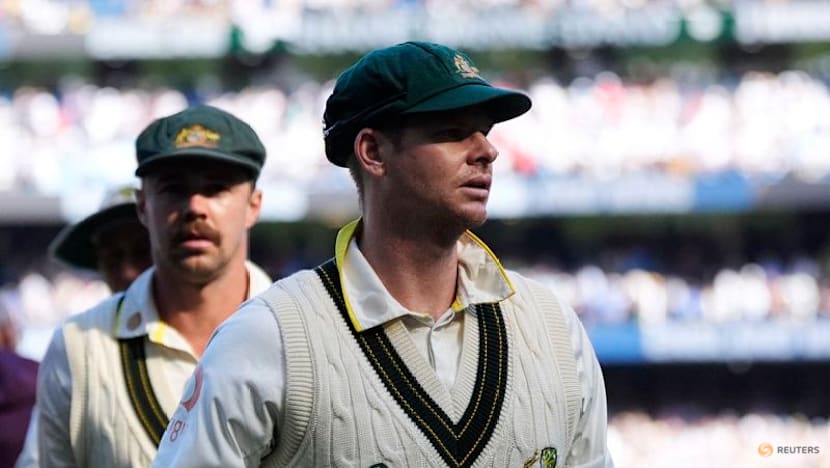 Ashes captains unimpressed with Melbourne's wicket ways