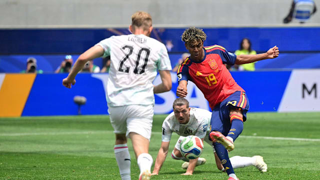 CAPITAL 958 决战世界杯：“斗牛士军团”西班牙3-0淘汰奥地利  轻松晋级世界杯16强 