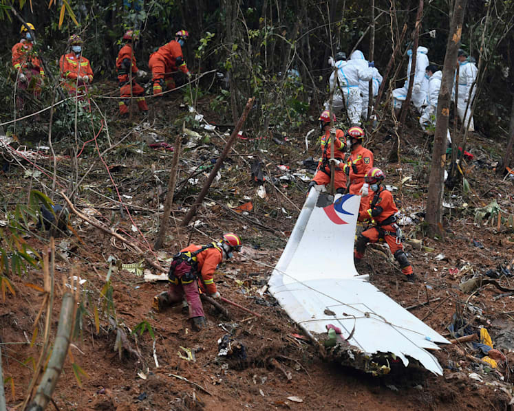 Singapore leaders send condolences over crashed China Eastern Airlines flight 