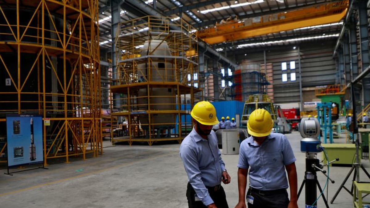 India growth likely slowed to 6.7% in April–June and set to ease further