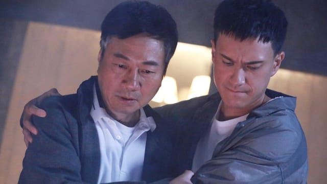《轻·功》，一年一部黎耀祥