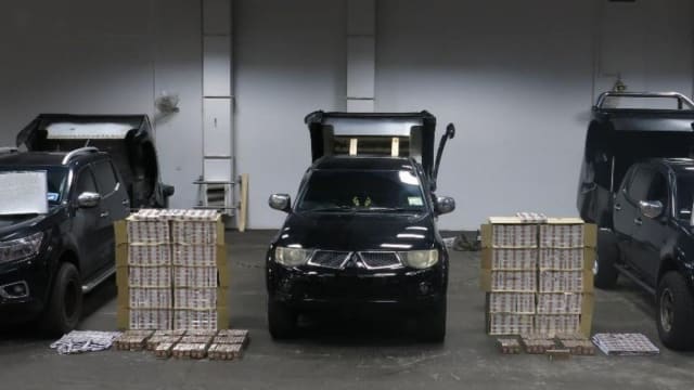 涉走私香烟 关税局人员逮捕三名马国籍男子
