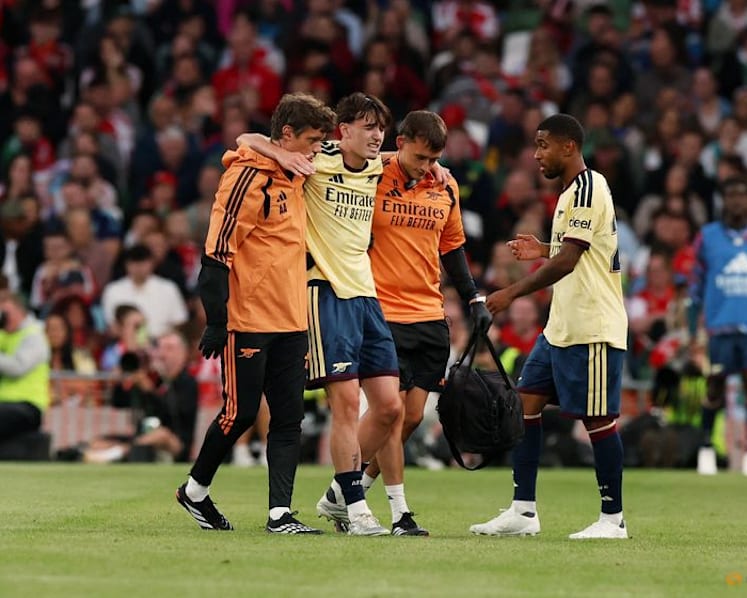 Arsenal players fuming after Betis defeat, says Arteta