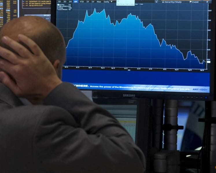 Stocks tumble, bond yields jump as Iran war fuels central bank reassessment