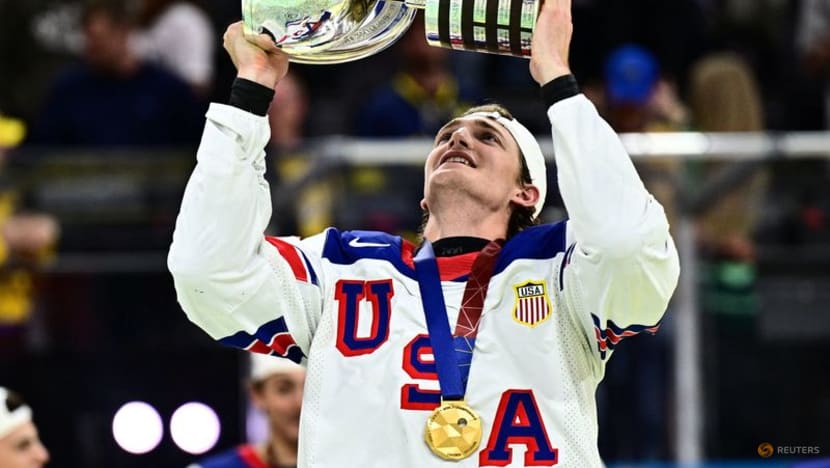 Ice hockey-Thompson ends long US wait for world championship gold