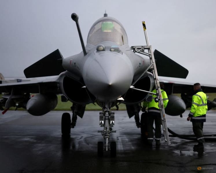 Dassault Aviation tests AI algorithms on Rafale fighter jet
