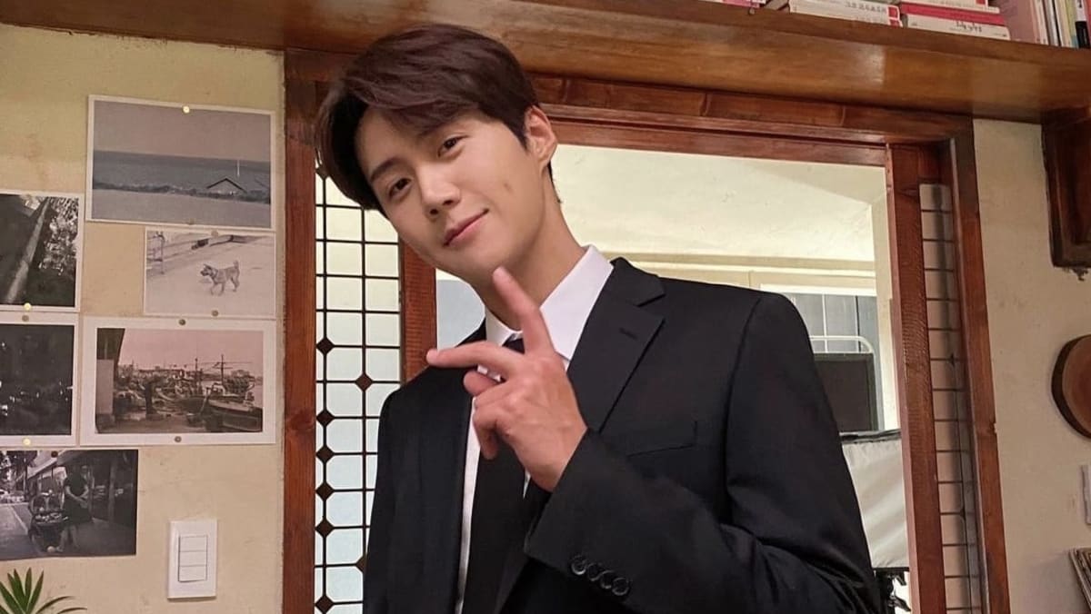 Actor Kim Seon-ho apologises and pays back taxes, agency shares in new statement amid tax evasion allegations