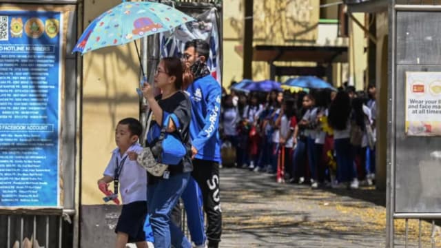 热浪席卷菲律宾首都马尼拉 多所学校被迫停课