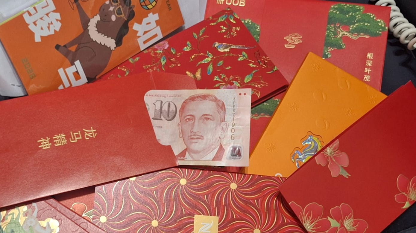 新年派红包，里面放的是$10，会不会显得“寒酸”?