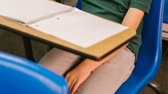 性侵网上结识的男童 理工学院生被判监16个月