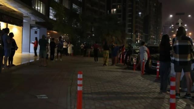 伊朗发生两起强震 造成至少五死