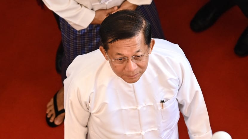 Pendakwa ICC mohon waran tangkap terhadap Min Aung Hlaing atas kempen Rohingya Pendakwa ICC mohon waran tangkap terhadap Min Aung Hlaing atas kempen Rohingya