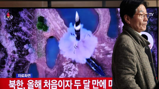 韩国指朝鲜发射导弹