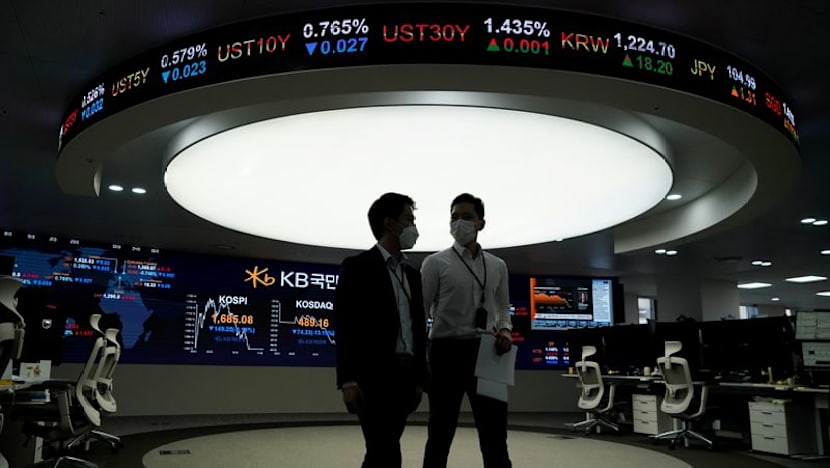 HSBC drops 'overweight' call on EM equities on AI spending fears