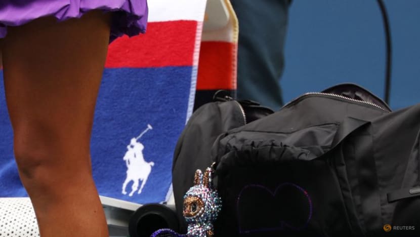 With 'Billie Jean Bling' and 'Arthur Flash,' Osaka gets her US Open sparkle back