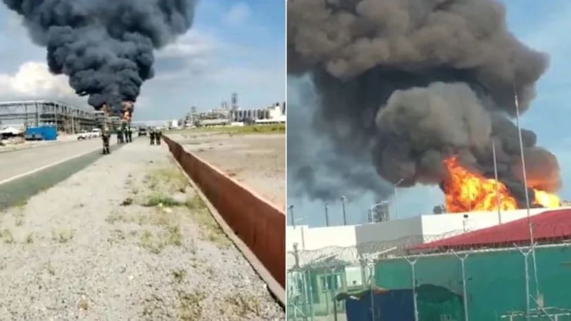 Loji penapisan minyak Petronas di Johor terbakar, tiada kecederaan dilaporkan