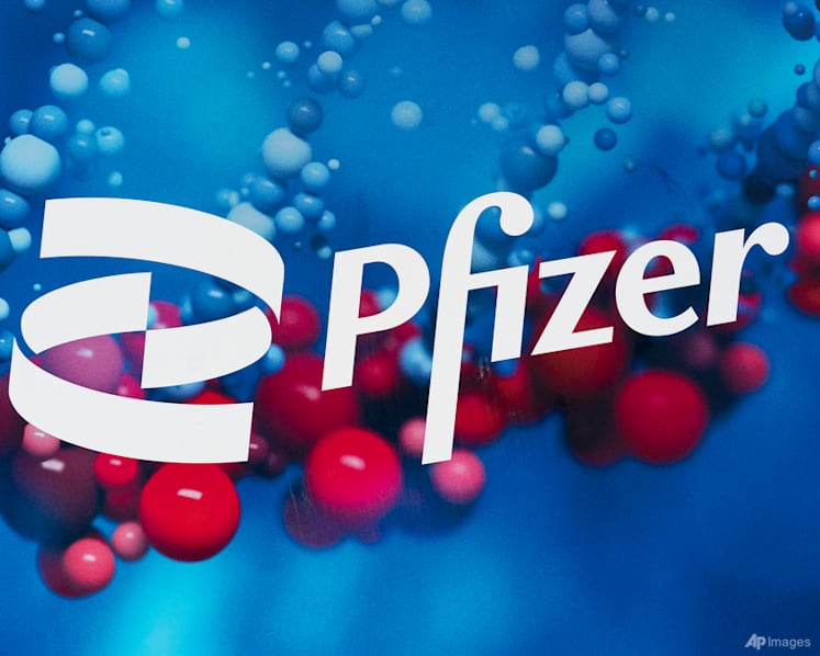 Pfizer rides Paxlovid sales growth to better than expected third quarter