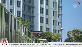 HDB resale prices fall for second consecutive quarter as private home prices edge up