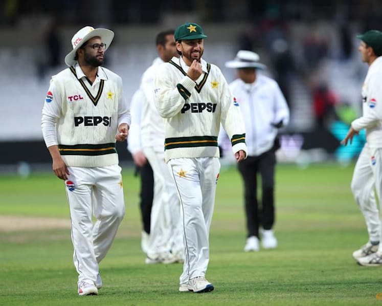 Brook maintains stranglehold over Pakistan for dominant England