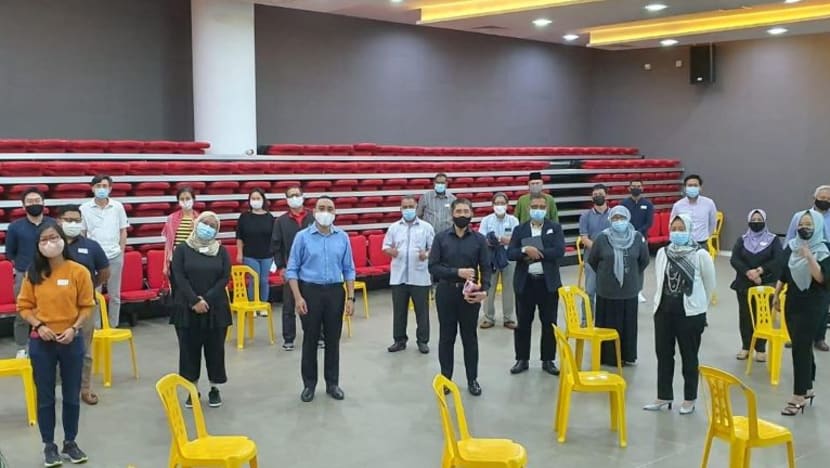 Usaha lanjut M³ bantu keluarga Melayu/Islam bakal dibentang di Parlimen; karyawan dipelawa pertingkat prestasi masyarakat Usaha lanjut M³ bantu keluarga Melayu/Islam bakal dibentang di Parlimen; karyawan dipelawa pertingkat prestasi masyarakat