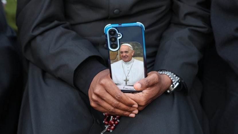Pesan terakhir Paus Fransiskus soal AI, deepfake, dan screen time media sosial