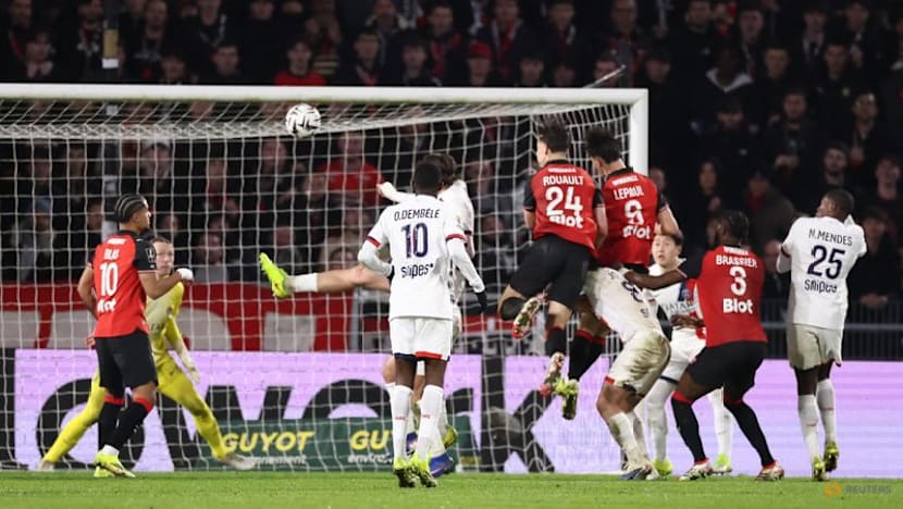 Ligue 1 leaders PSG fall to surprise 3-1 defeat at Rennes