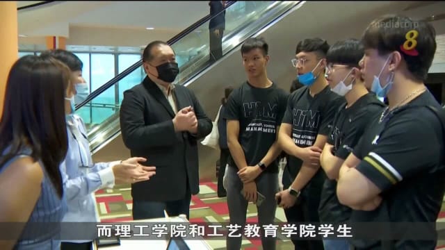 政府制定发展战略 促进旅游业发展
