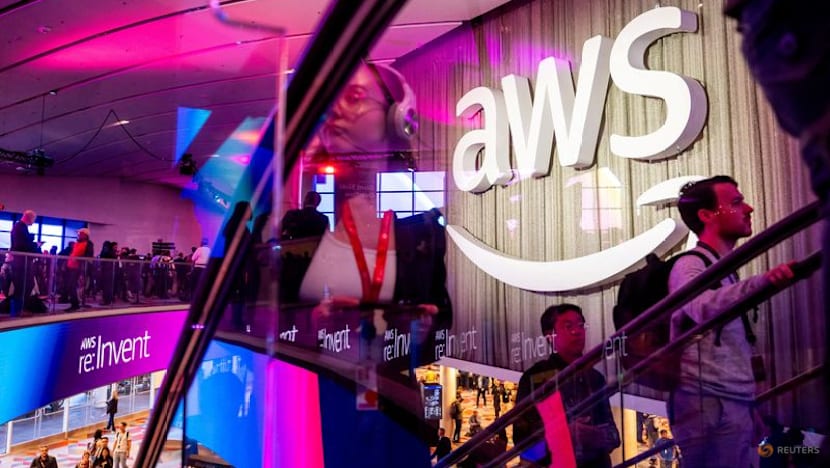 Eau de AI: Amazon gives techies a whiff of software-driven perfume