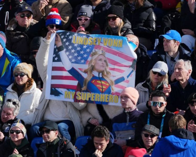 Alpine skiing-FIS chief hopes to see Vonn back on skis soon