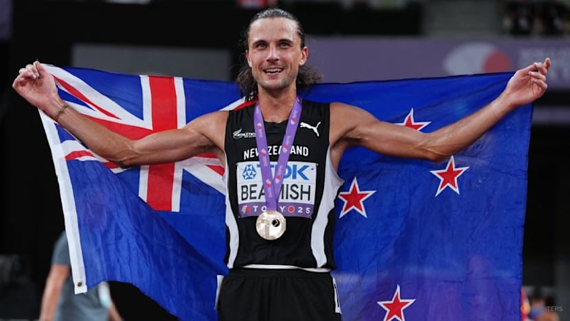 New Zealander Beamish stuns Bakkali to take steeplechase gold