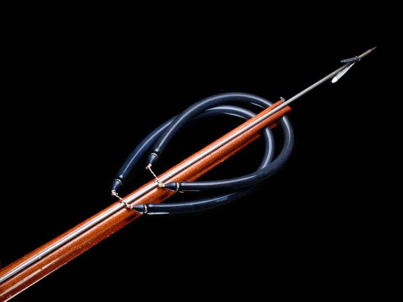 According to Daily Star, angry wife Chanita Kuedrum shot her husband’s manhood with a fishing harpoon after he decided to go out for a drink with his friends instead of cooking her dinner.