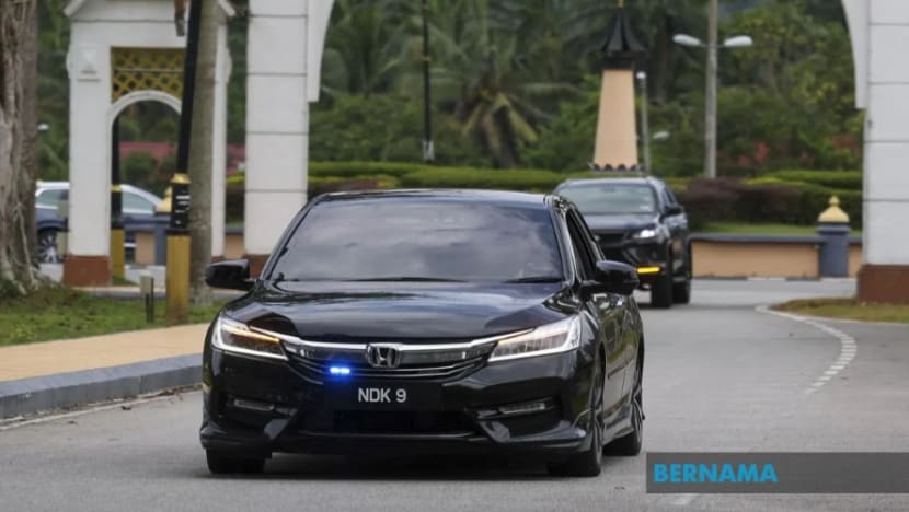 Aminuddin Harun dipilih semula dan mengangkat sumpah jawatan sebagai Menteri Besar Negeri Sembilan