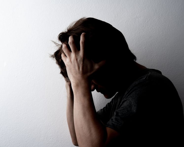 Can migraine symptoms mimic a stroke? How do you tell if you need a painkiller or an ambulance?