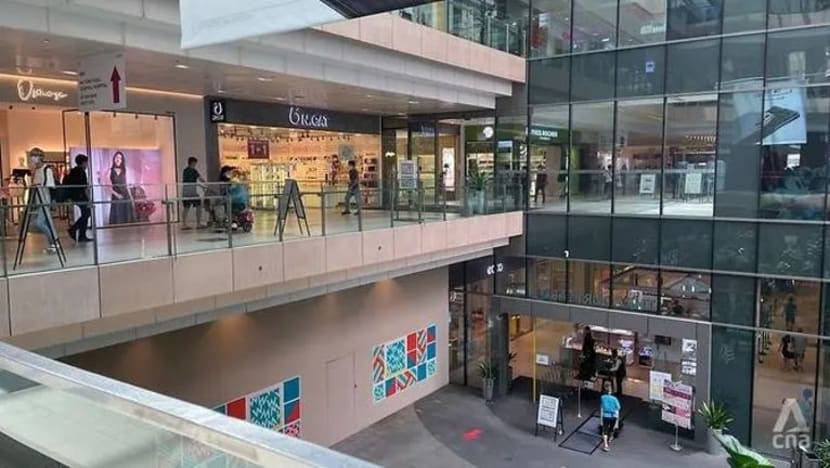 Suasana hambar di Jem, Westgate apabila dibuka semula selepas ditutup 2 minggu